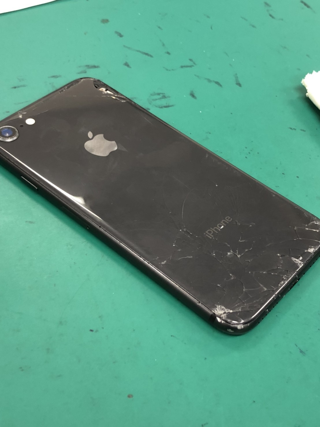 【iPhone（アイフォン）8修理 松戸】iPhone8液晶割れ修理 柏市からのお客様紹介