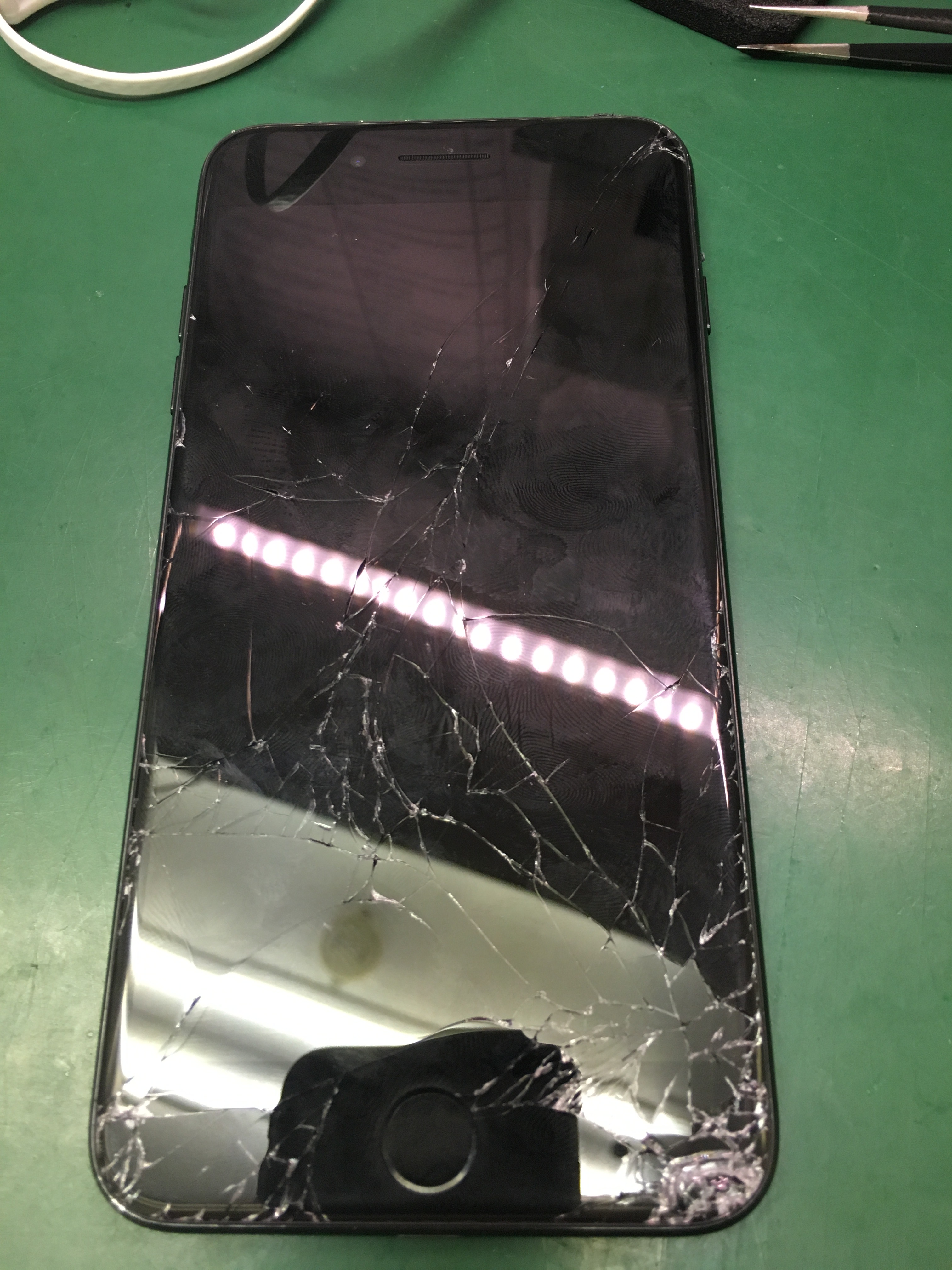 Iphone あいふぉん 7plus画面割れ ガラス割れ 液晶割れ修理 最安 千葉 茨城 埼玉 水戸