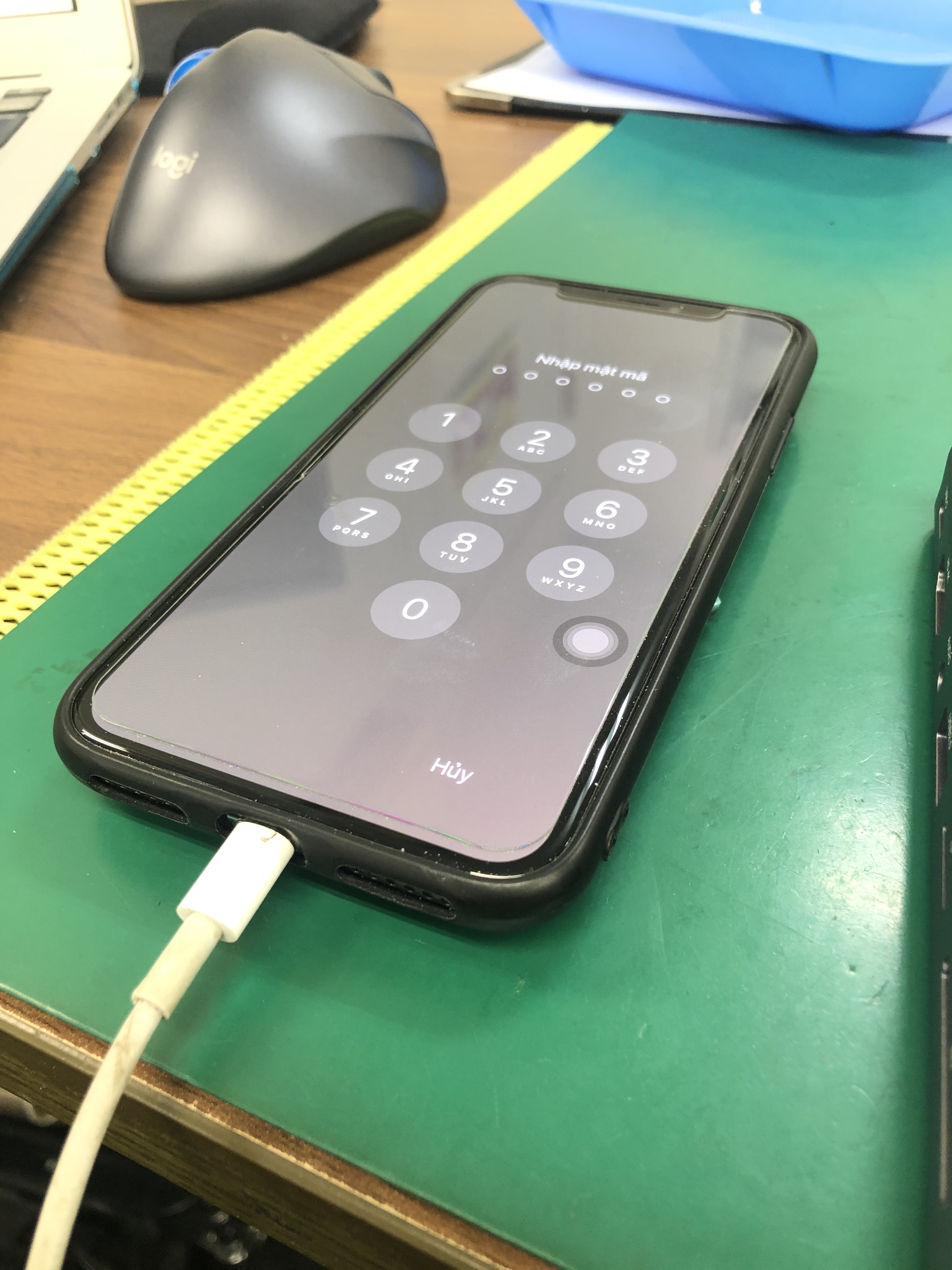 急にiphoneが起動しなくなった りんごループ 解決いたします Iphoneステーション松店へ