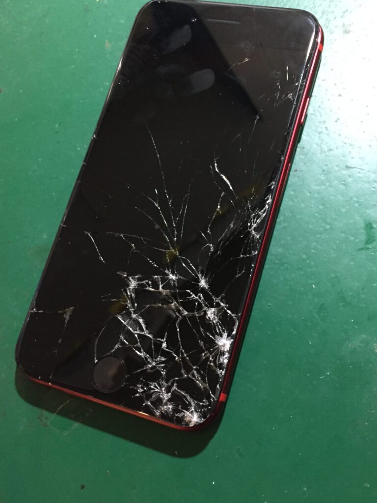 【iPhone　中古・故障品の買い取り】放置している故障iPhone、意外と高価買取のチャンス!?