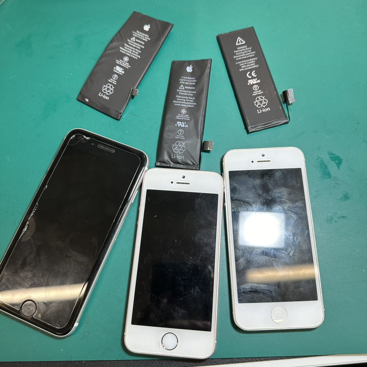 浦和原山店：iPhone5・iPhoneSE・iPhoneSE2の三台同時にバッテリー修理♪