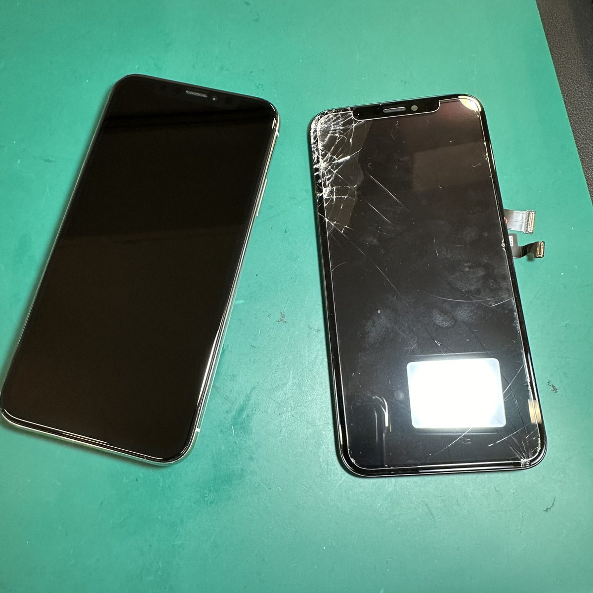 浦和店：iPhoneX画面が映らない状態を修理！