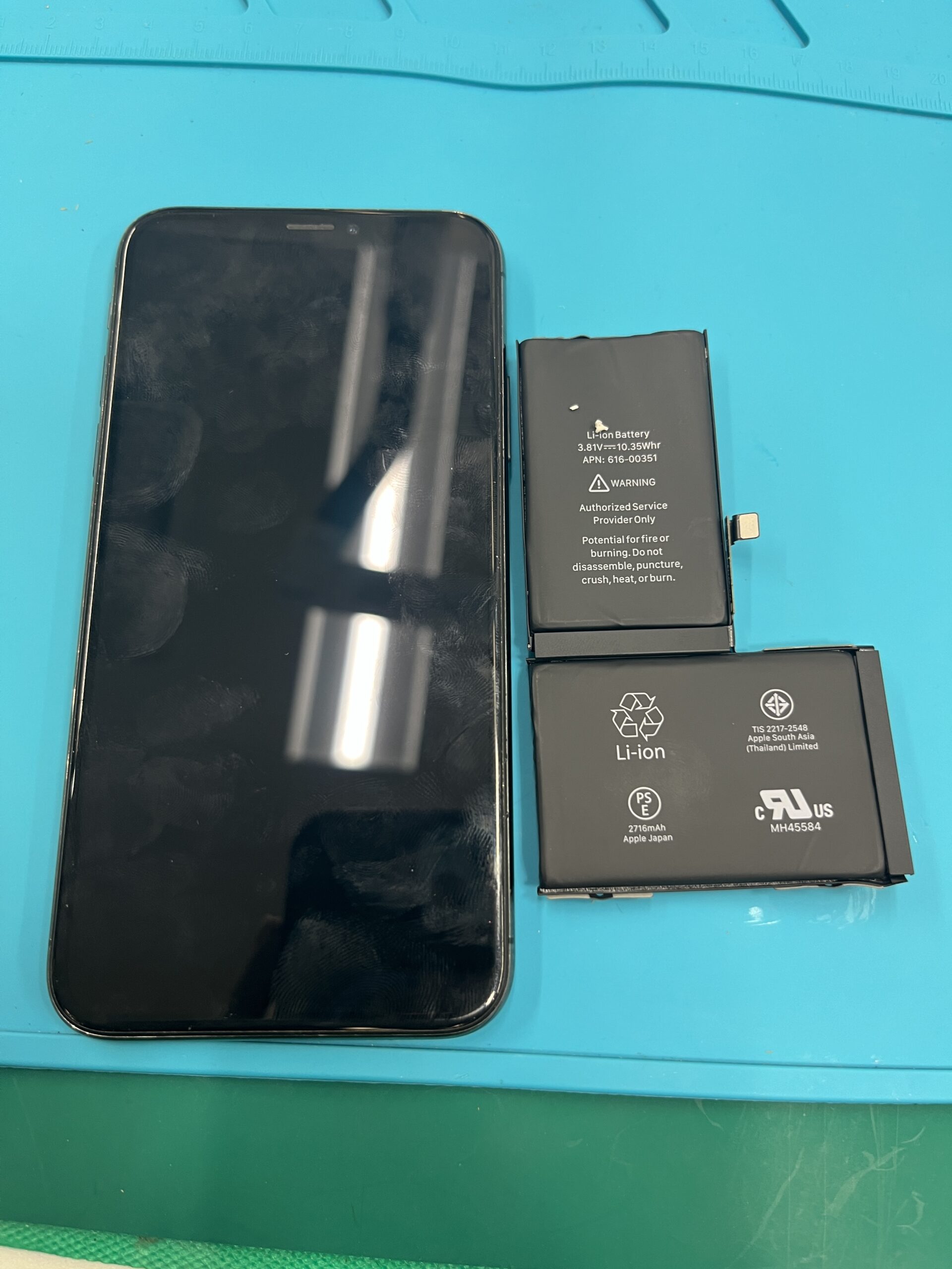 成東店：iPhoneXバッテリー交換１５分で修理完了！！