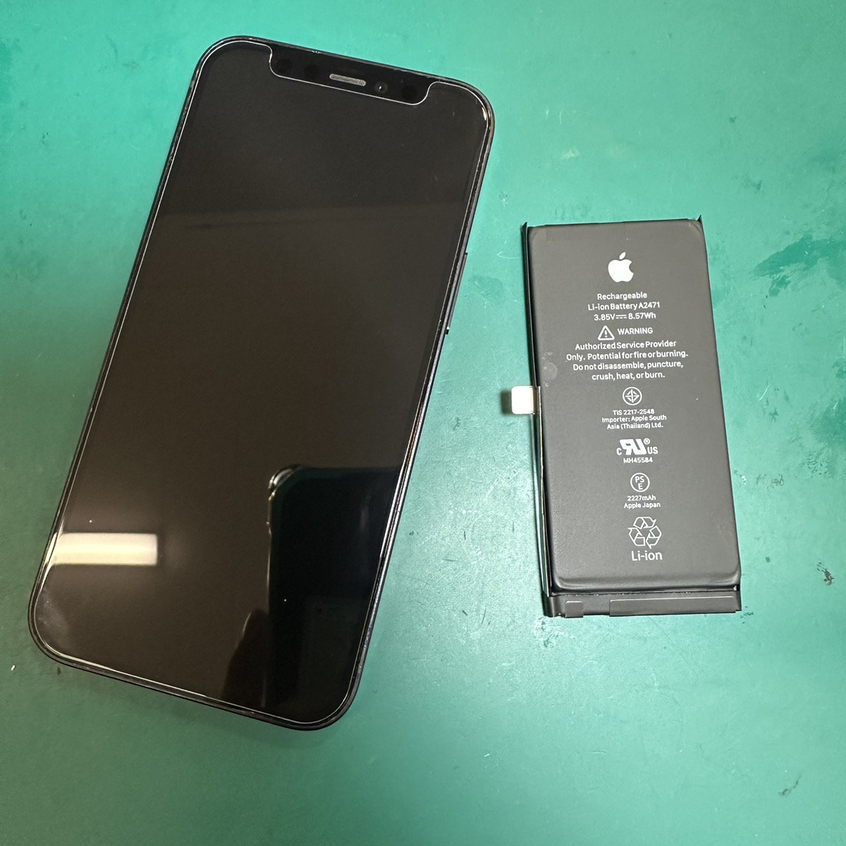 浦和店：iPhone12miniのバッテリー交換を致しました♪