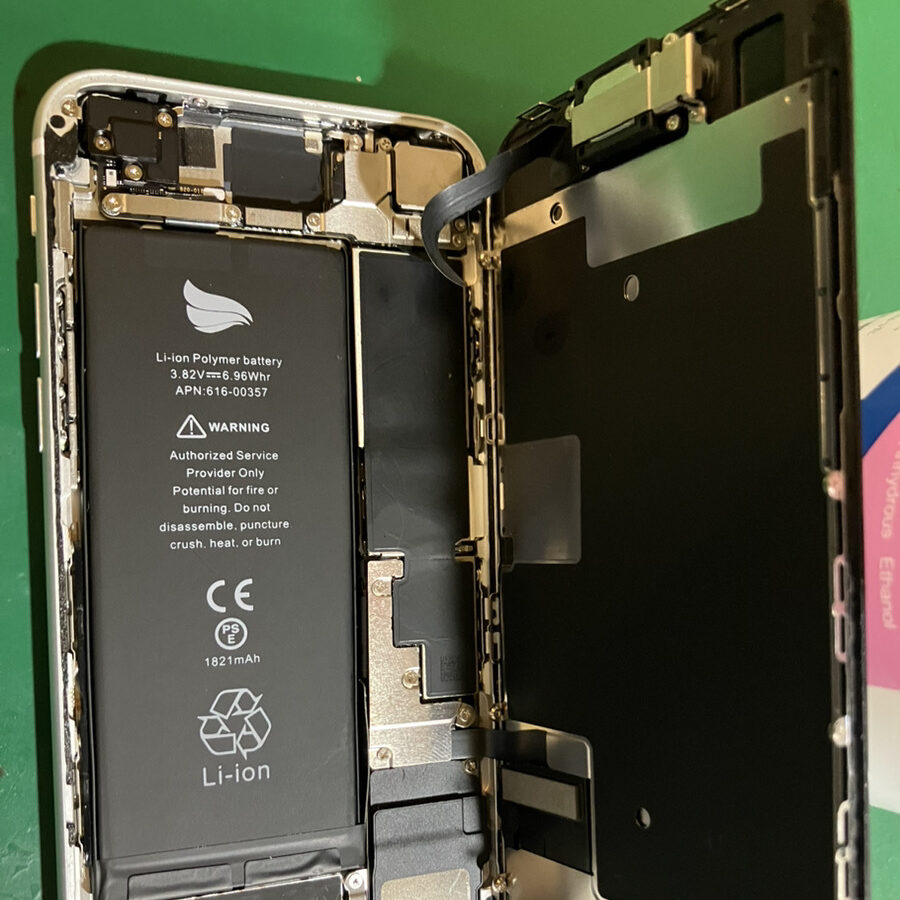 静岡店:iPhoneSE2 バッテリー修理致しました！　即日修理！
