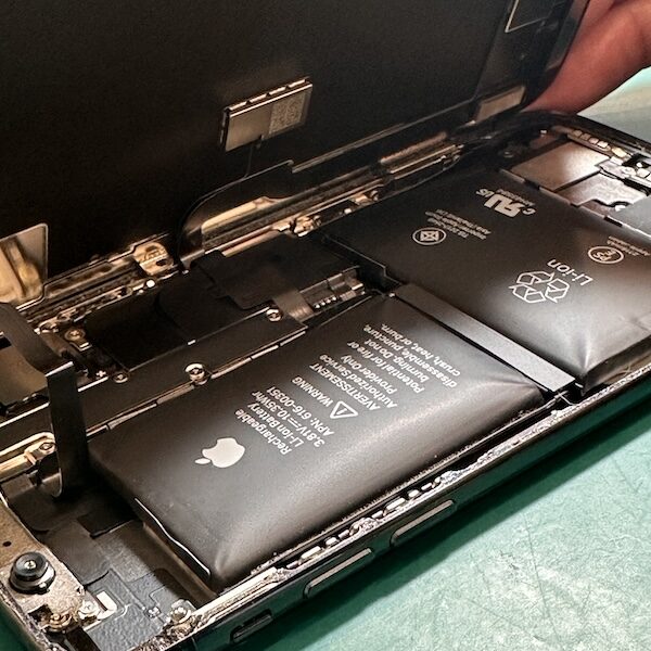 静岡店：iPhone8 バッテリー交換致しました！