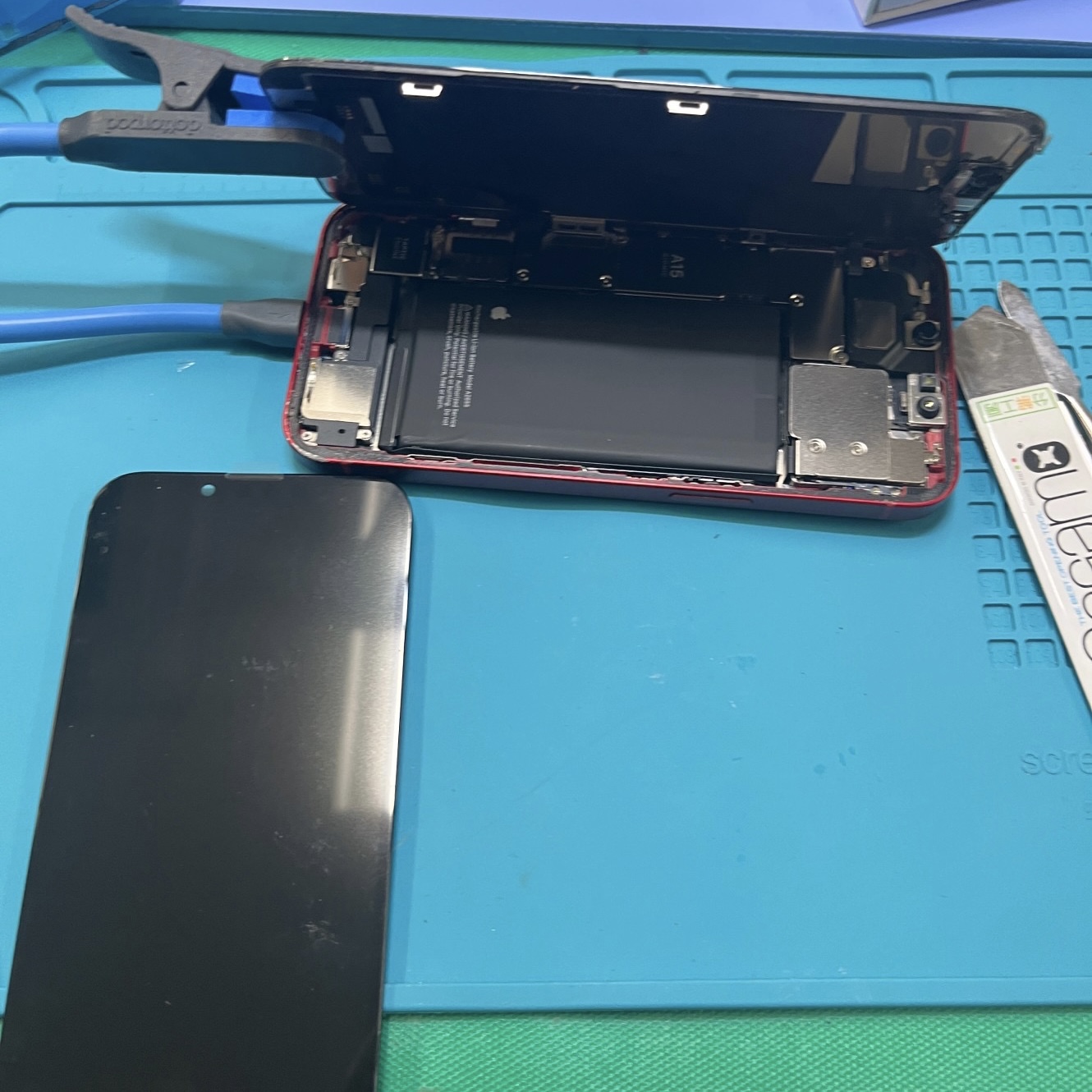 成東店でiPhone13軽度画面３０分で修理完了！！