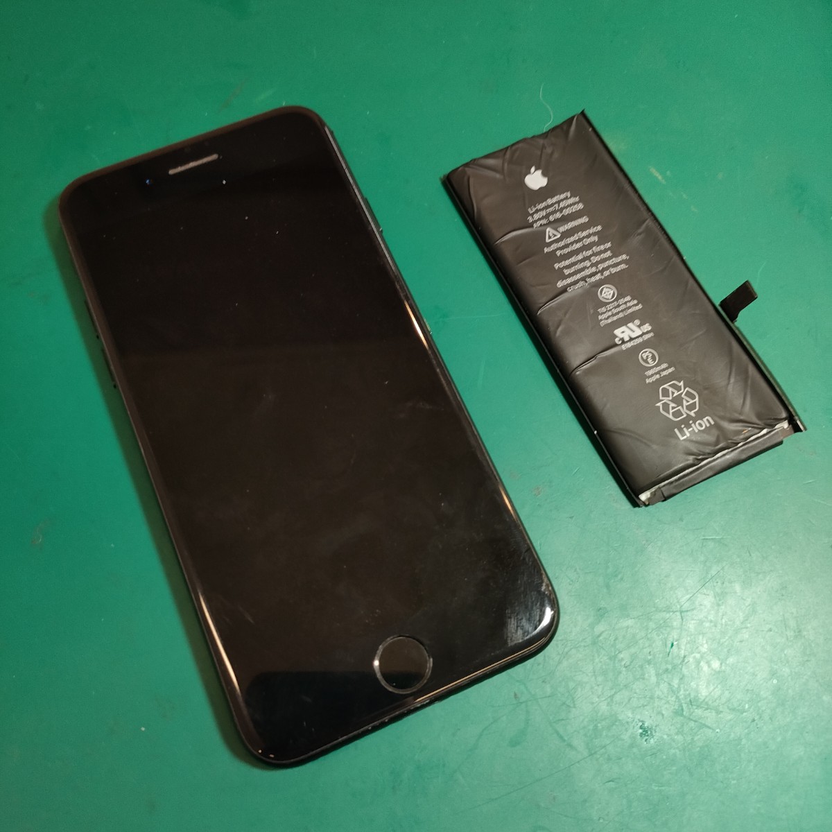 浦和店：iPhone7のバッテリー交換修理を致しました