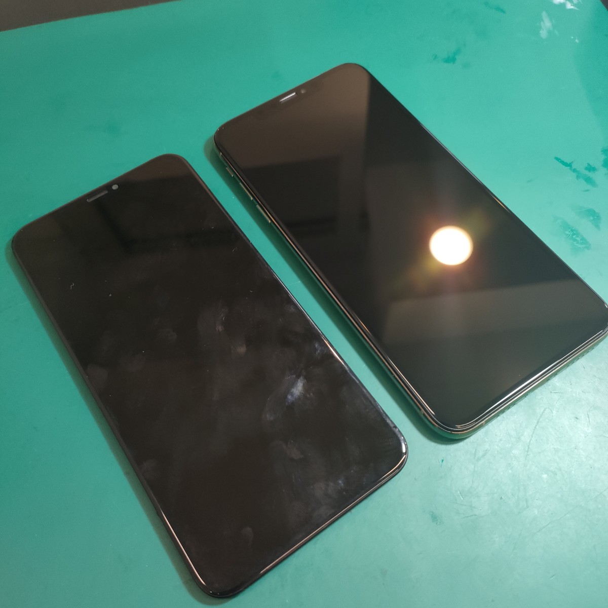 浦和店：iPhoneXSMの画面交換を致しました！