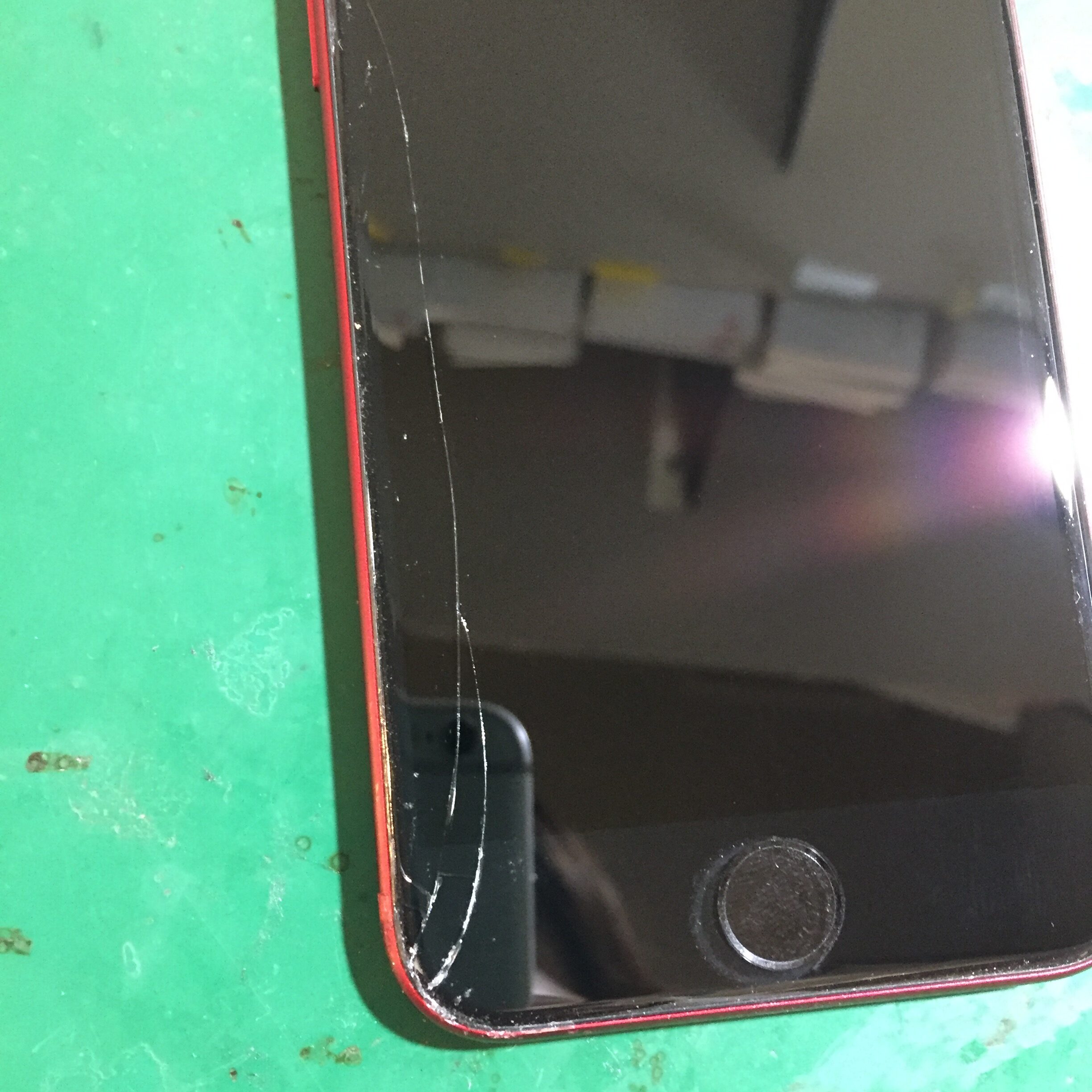 静岡店:iPhoneSE3の画面修理をいたしました！