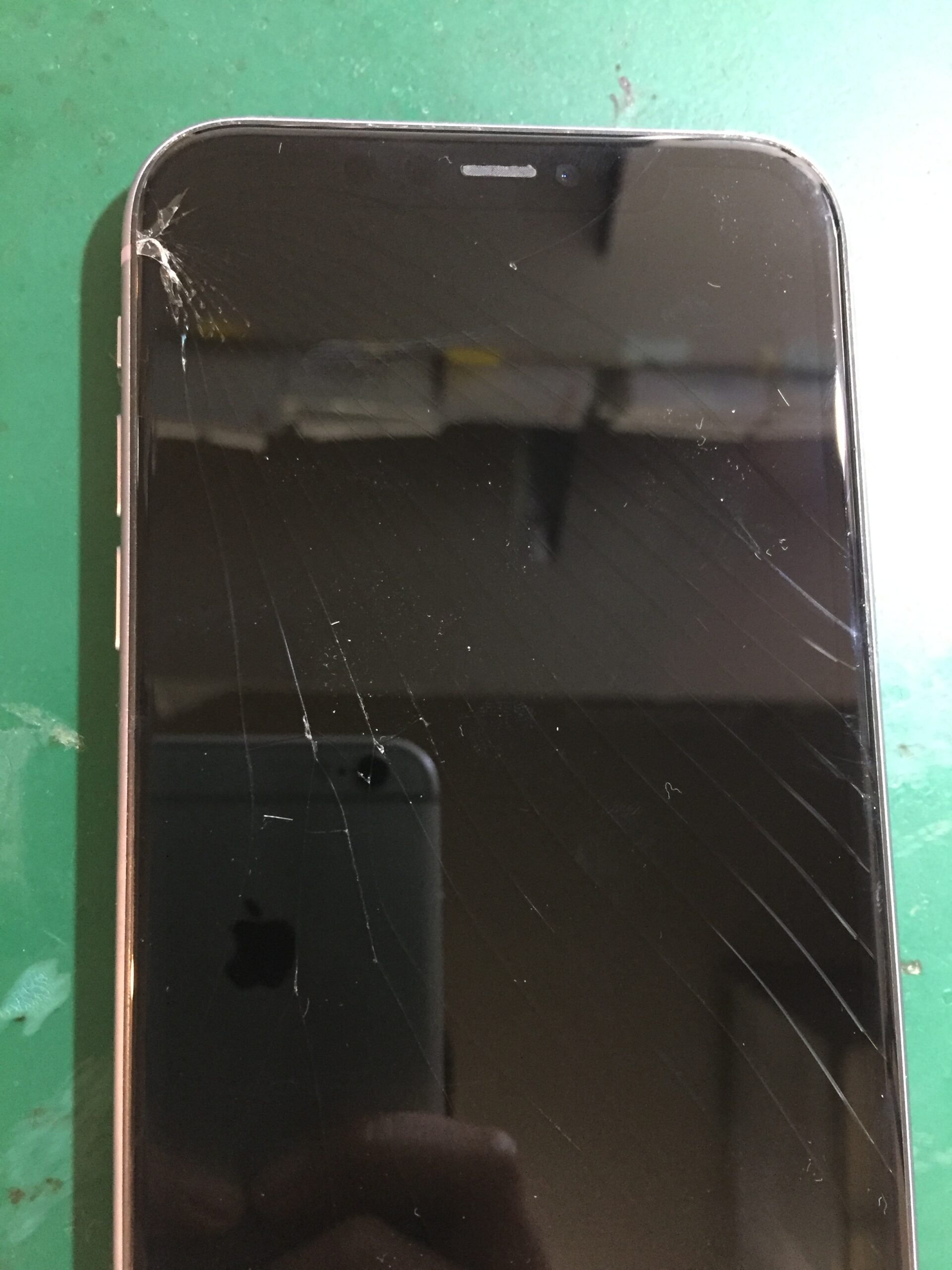 静岡店:iPhone11の画面割れを交換修理！！