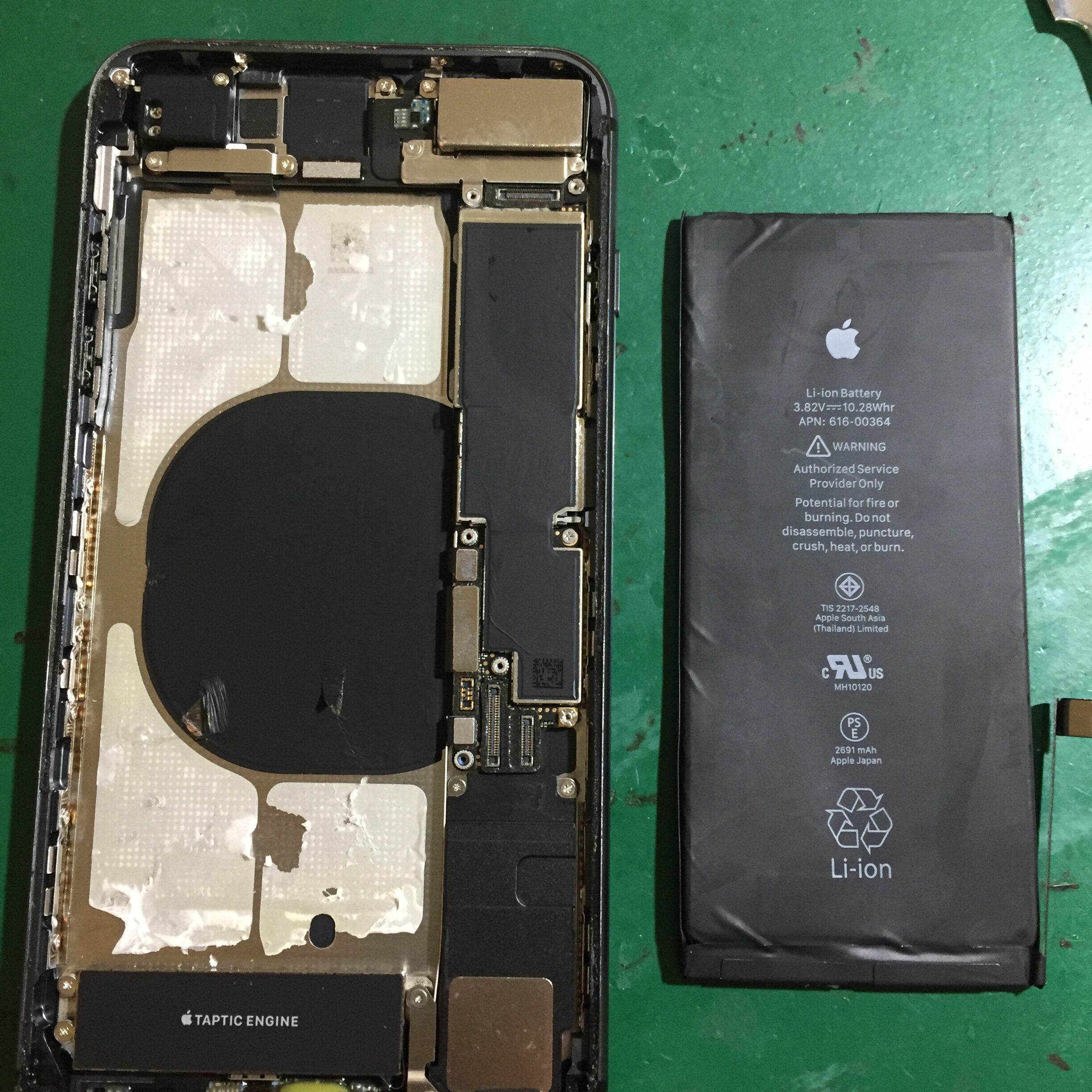 静岡店:iPhone8plusのバッテリー交換をいたしました！