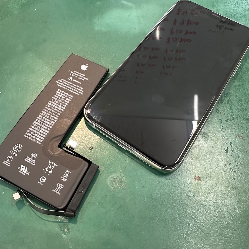 松戸店：iPhone11Proのバッテリー交換をさせて頂きました！