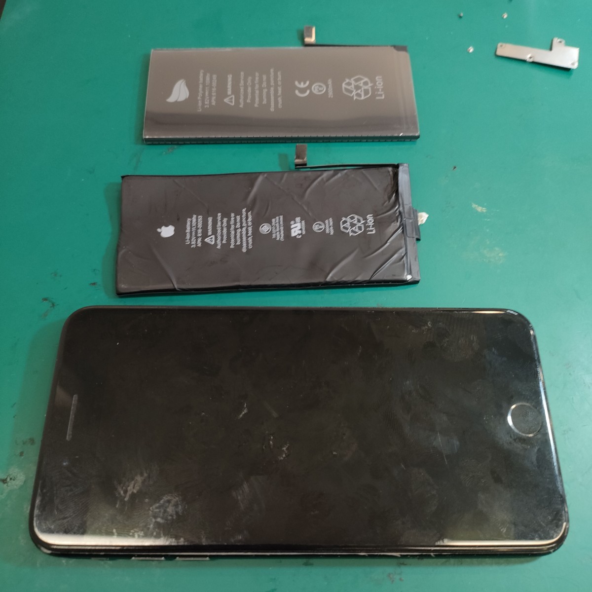 浦和店：iPhone７Plusのバッテリーを税込4,180円で交換いたしました！