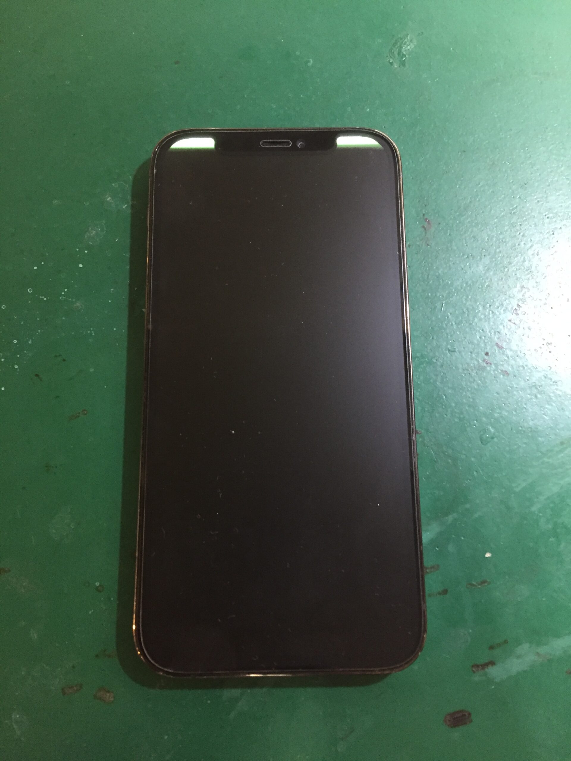 静岡店:iPhone12Pro画面の交換修理！