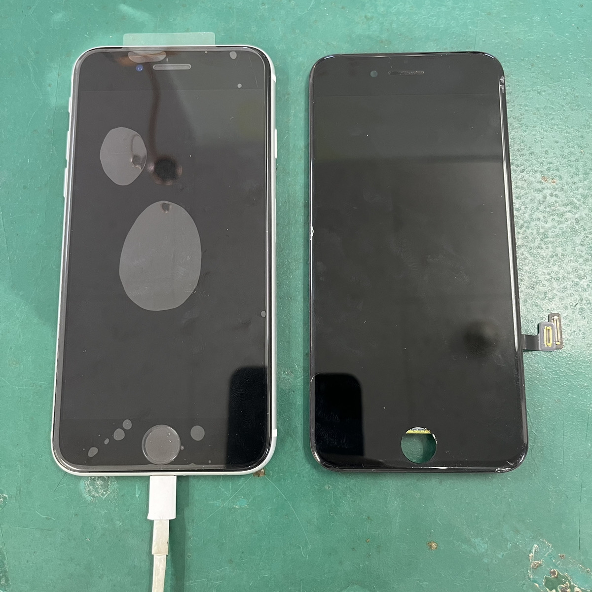 松戸店：常盤平よりお越しのお客様のiPhoneSE2の画面交換をさせていただきました！