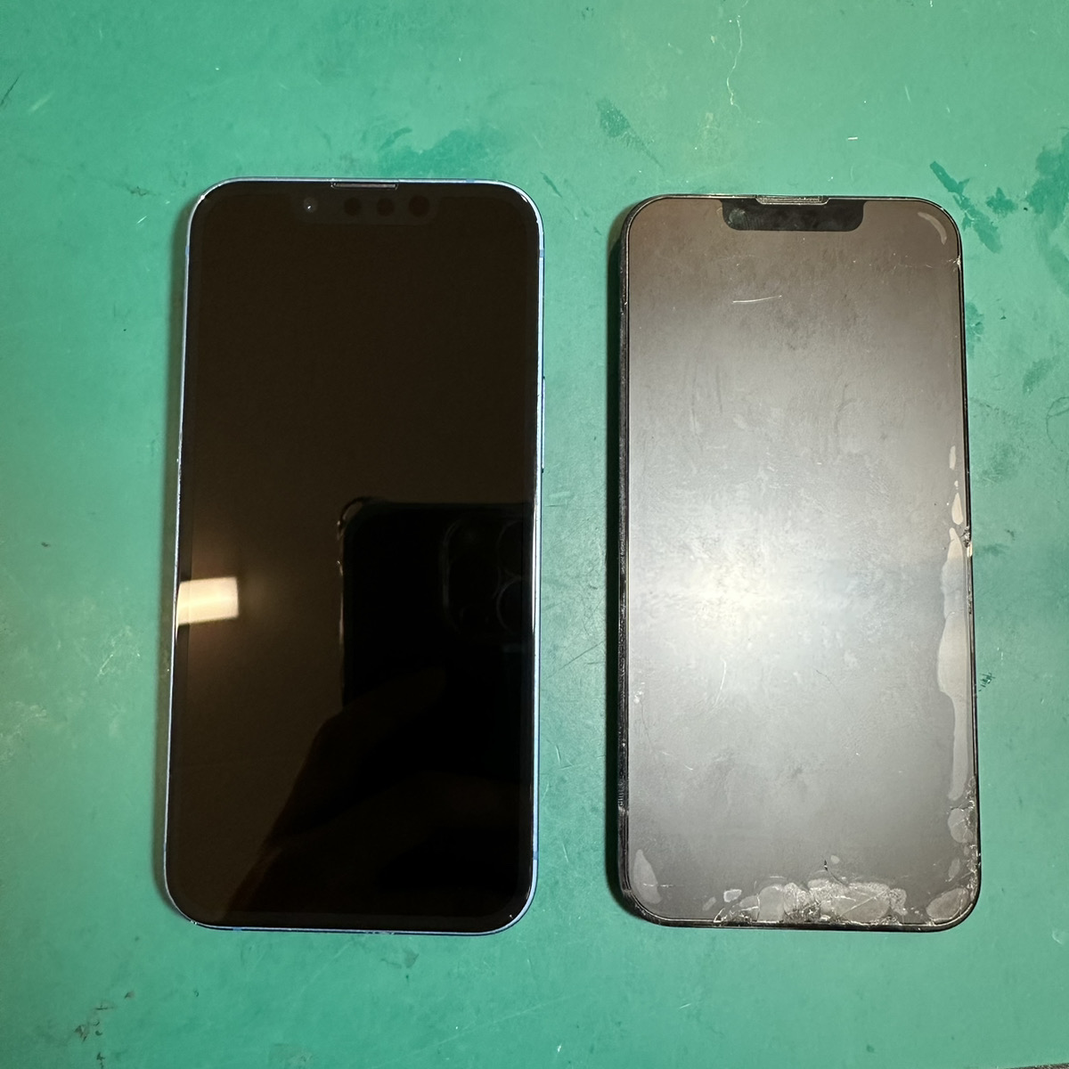 浦和店：重度液晶不良のiPhone13miniを約50分で修理完了！