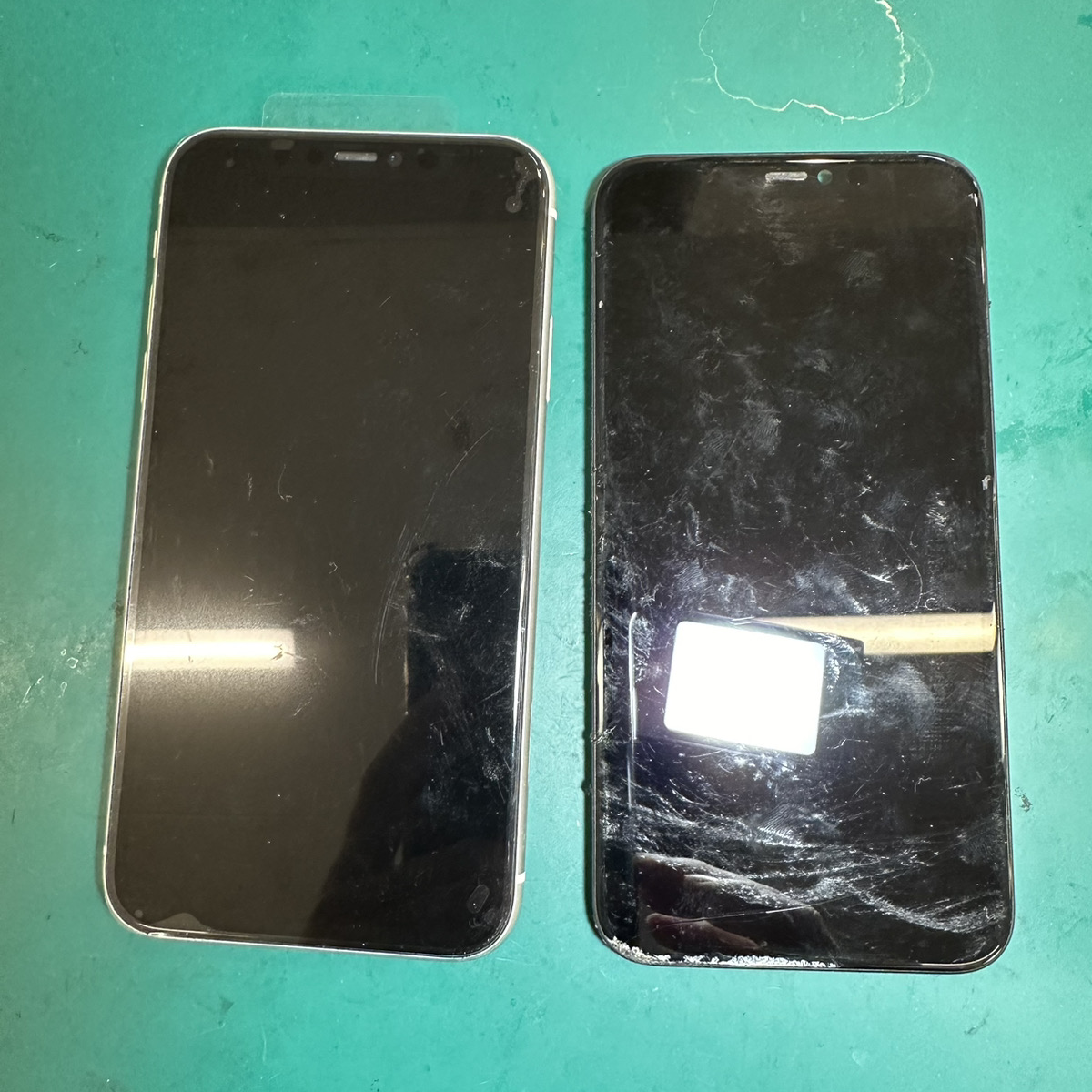 浦和店：重度液晶不良iPhone11を約25分で解決！
