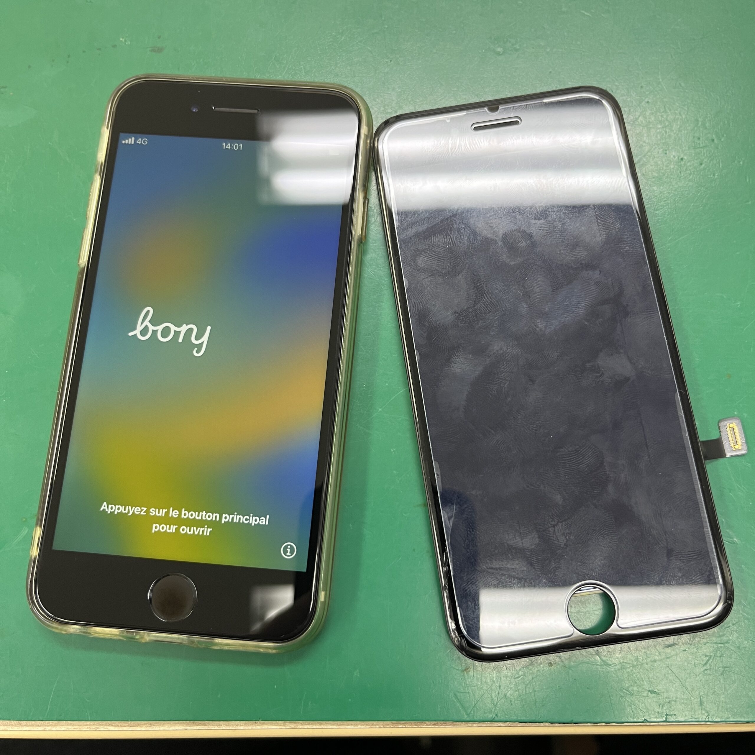 市原五井店：iPhoneSE2 重度画面交換即日対応!!千葉市よりお越しのお客様