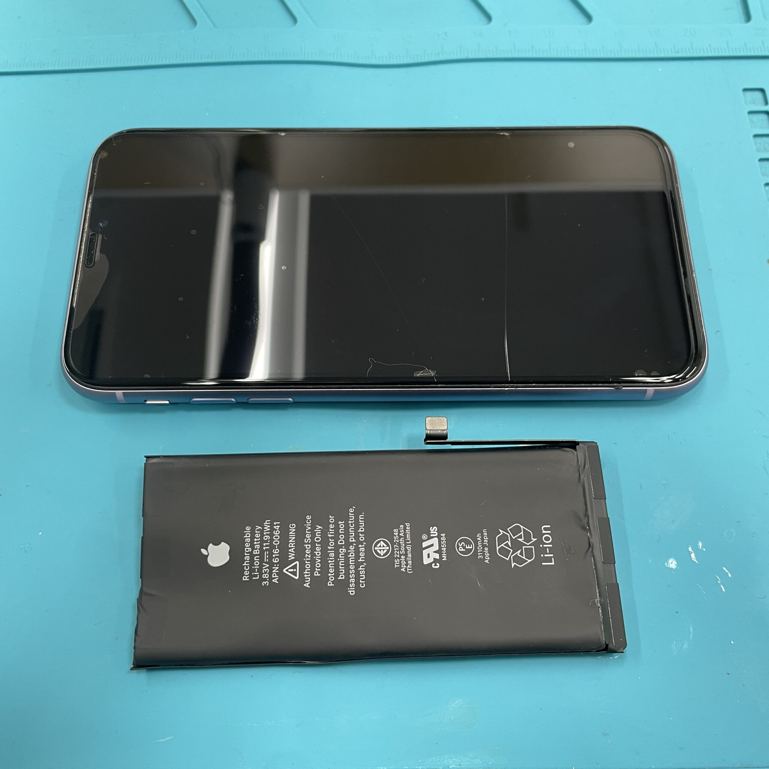 成東店：iPhone11バッテリー交換6,380円で即日修理！