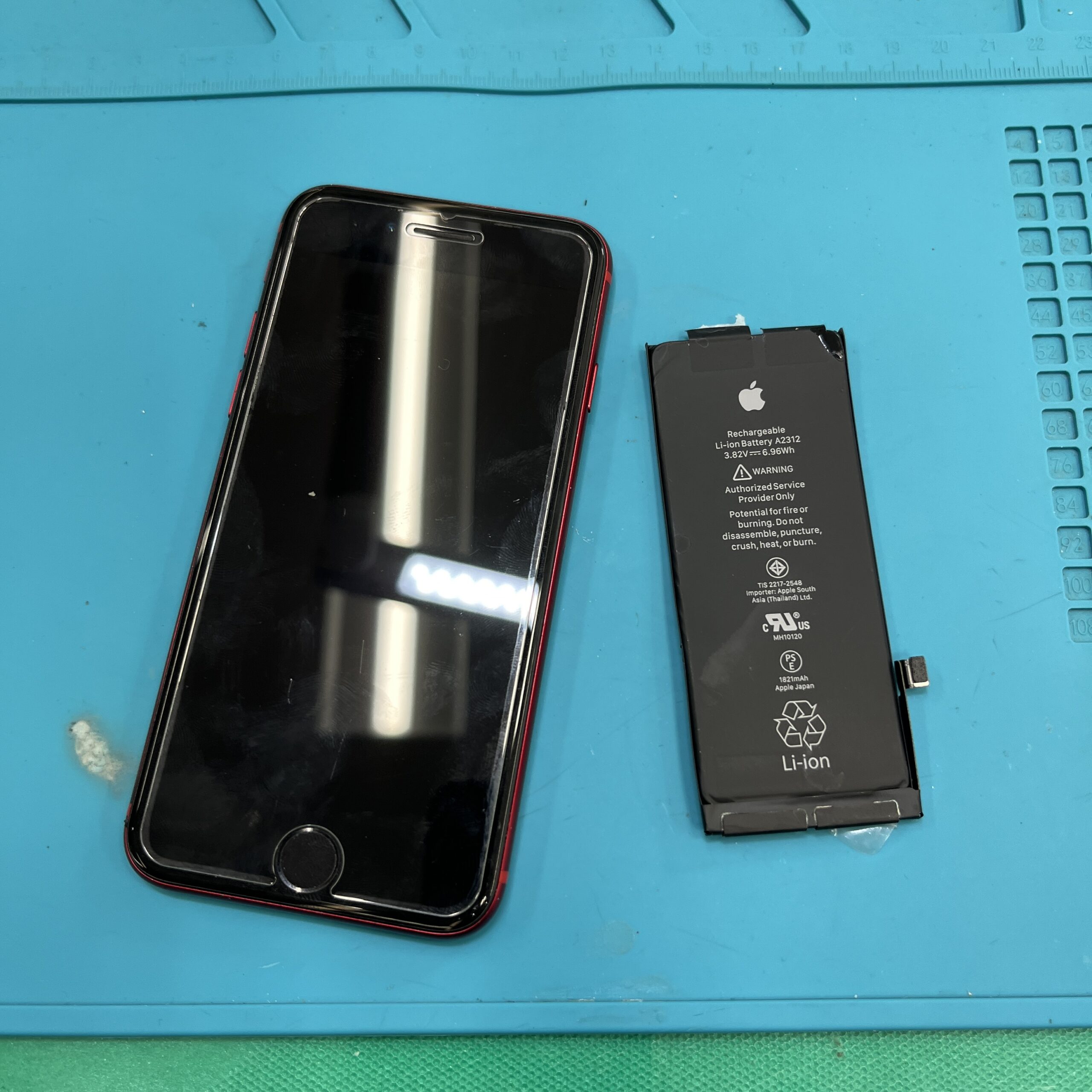 iPhone10 赤 iphoneX 256GB バッテリー交換後 3ヶ月使用スマートフォン本体