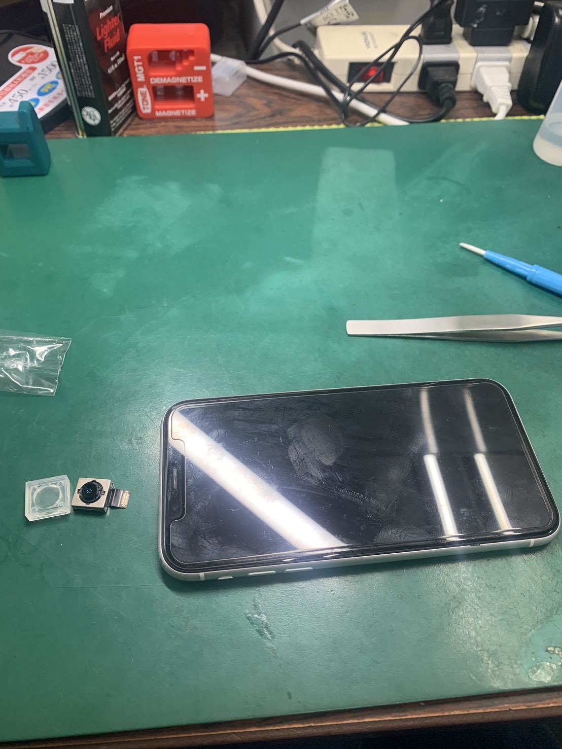 松戸店：iPhoneXRアウトカメラ交換8,580円で迅速に対応！！松戸市よりお越しのお客様