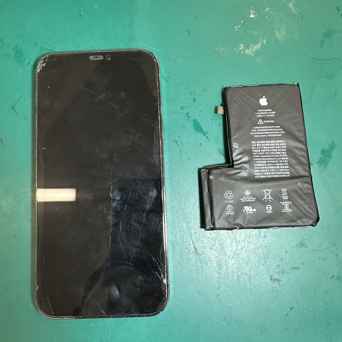 浦和店：iPhone12ProMaxのバッテリー交換、約30分で完了！