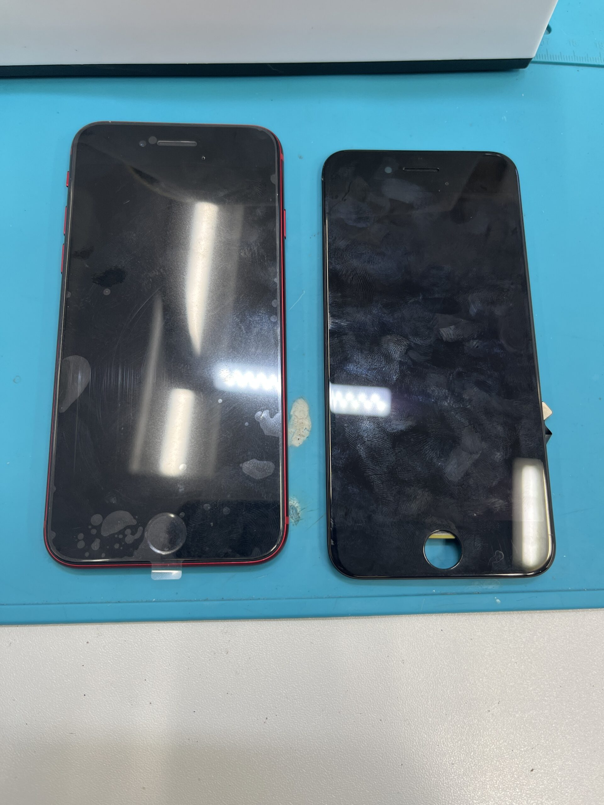 成東店：iPhone SE3 重度画面交換を9,680円で実施！割れた画面も即日修理