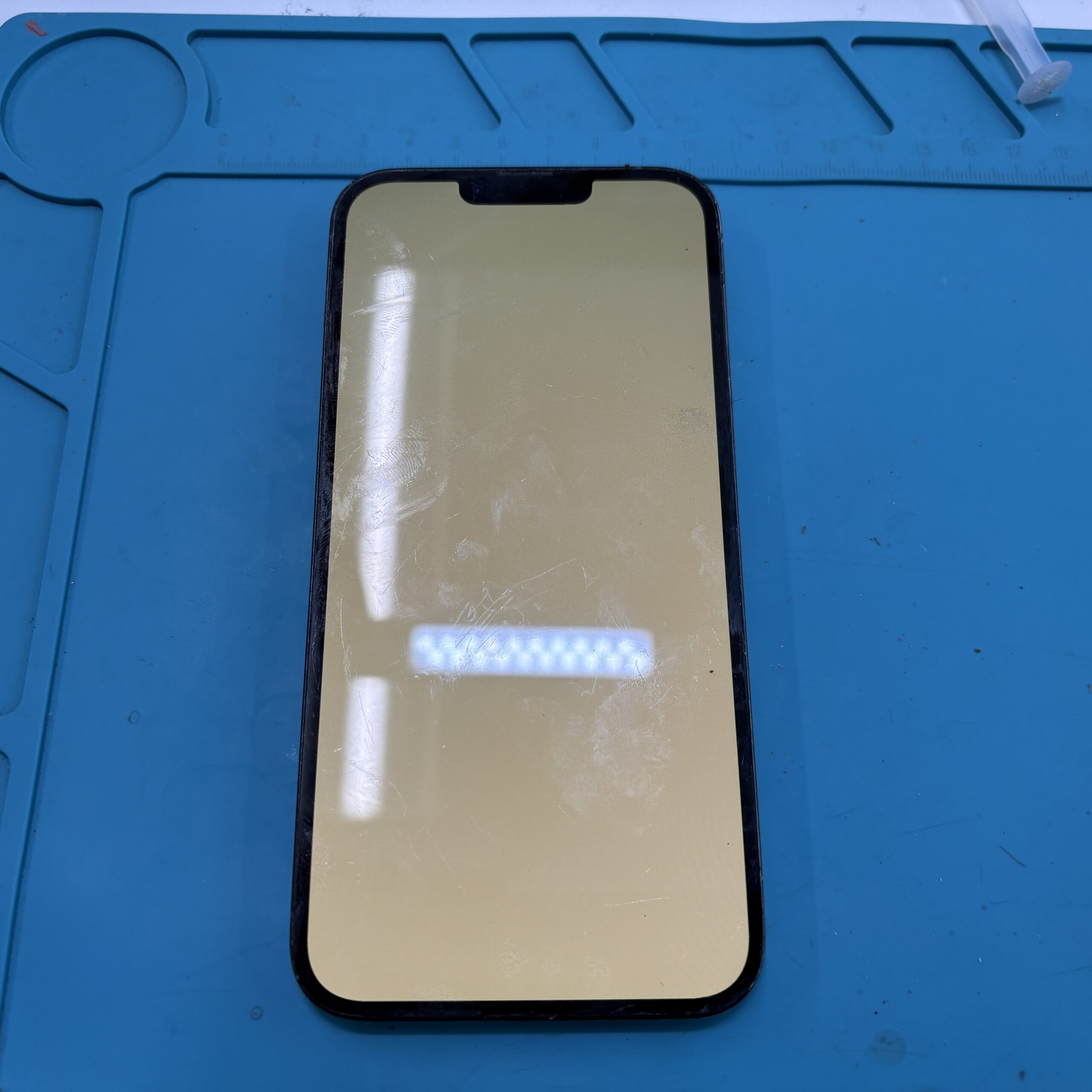 成東店：iPhone13ProMaxの重度OLED修理を承りました！