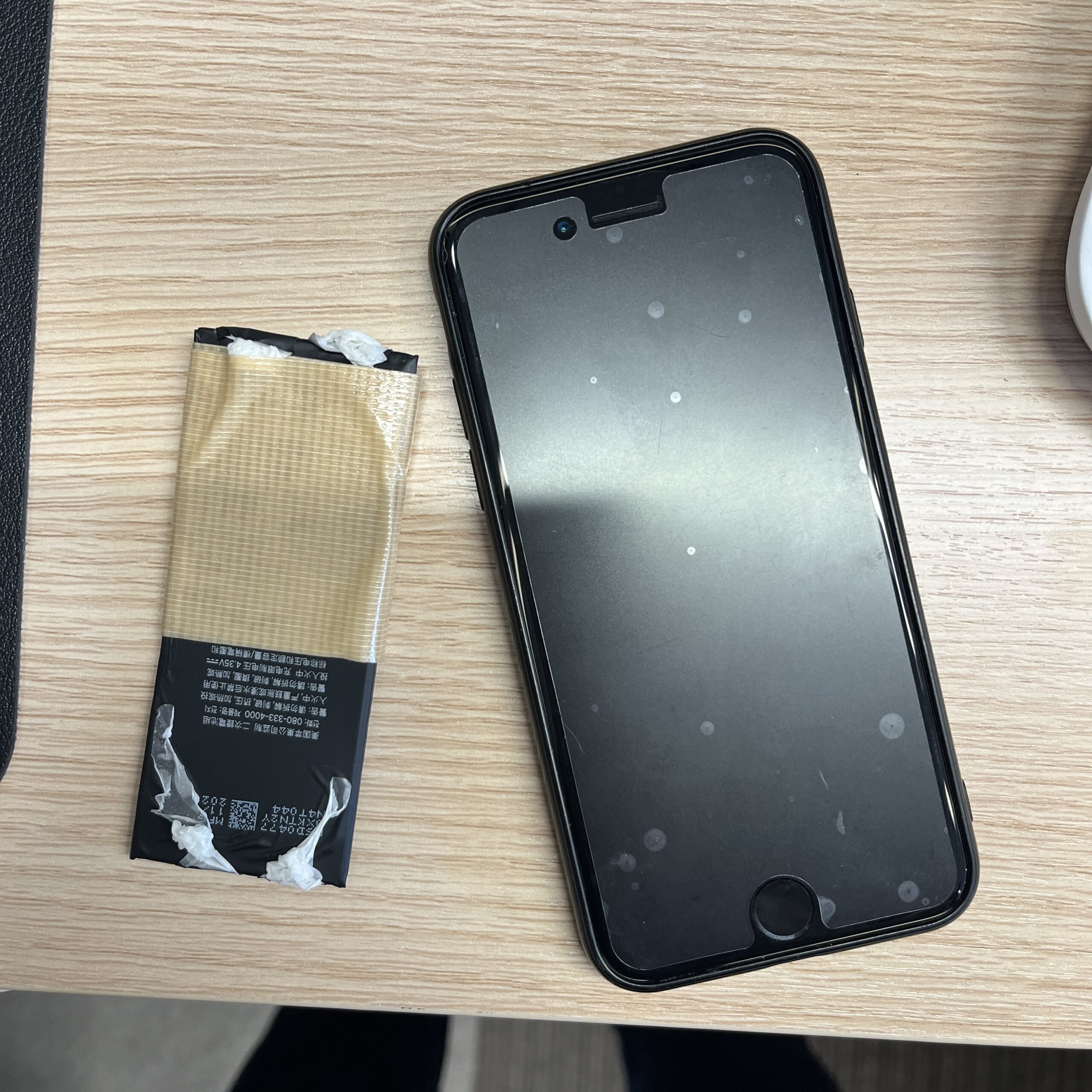 成東店：iPhone SE（第2世代）バッテリー修理 4,180円！即日対応