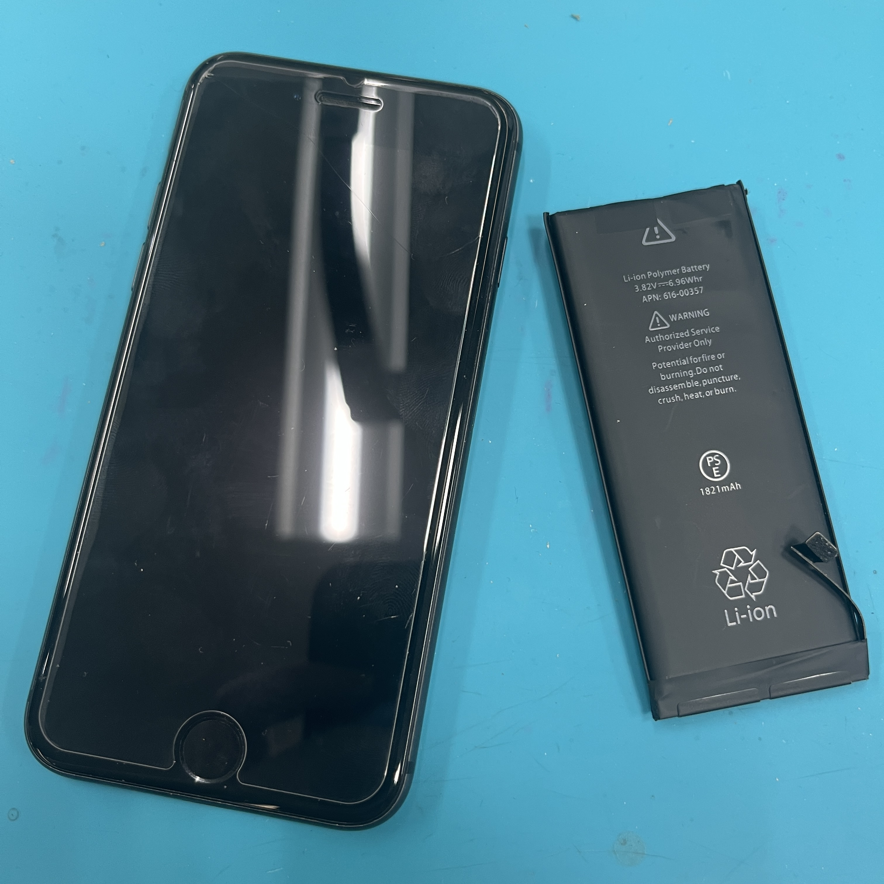 成東店：iPhone 8 バッテリー交換 4,180円！即日対応・データそのまま修理