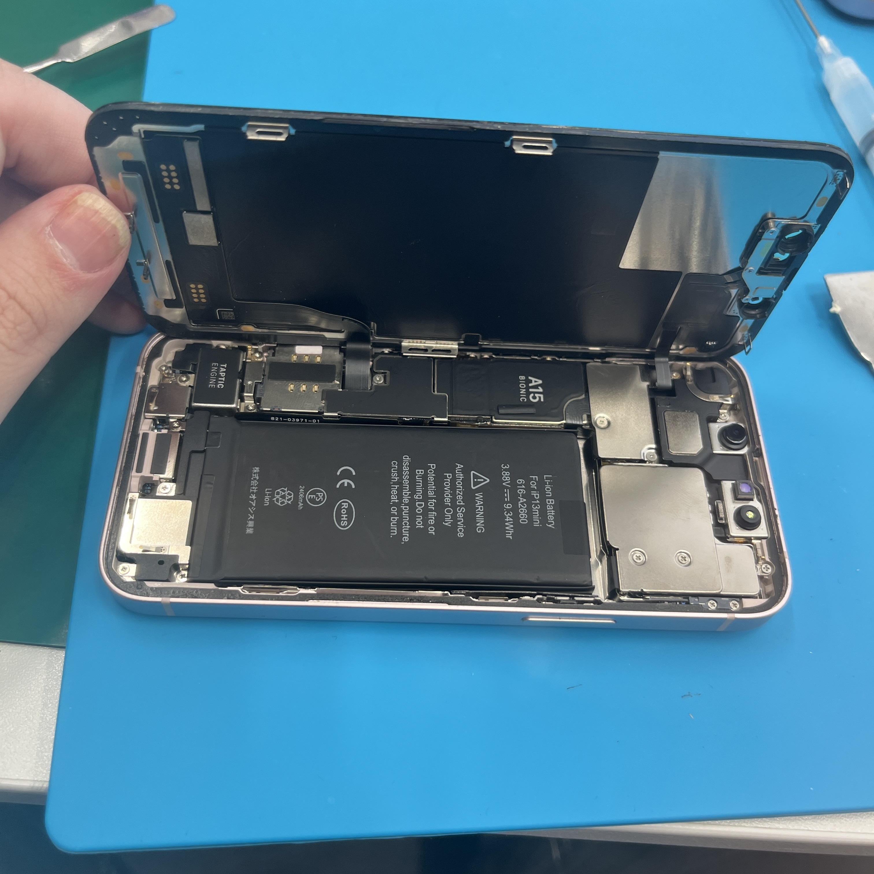 成東店：iPhone 13 mini バッテリー交換を7,480円で実施しました！