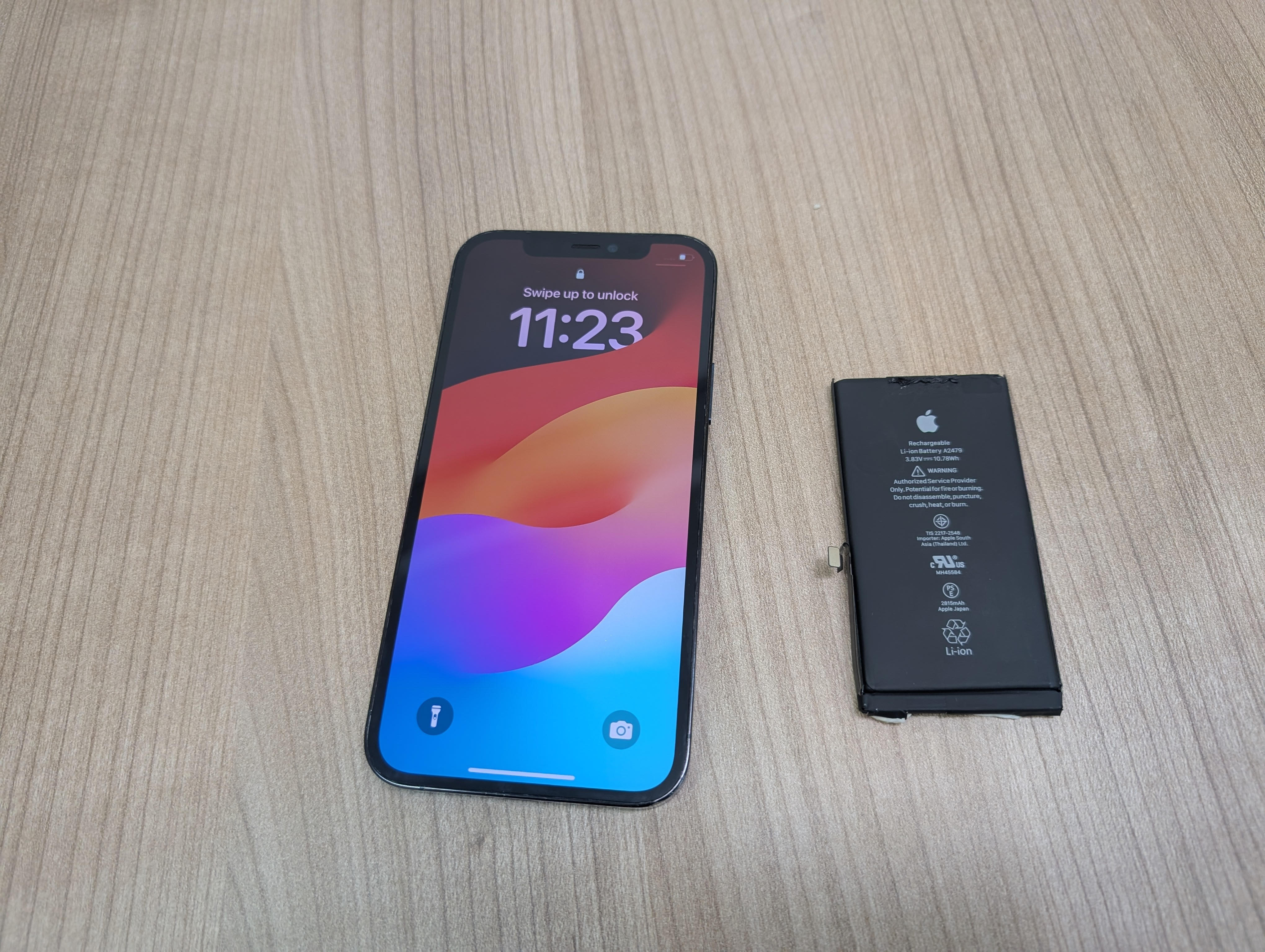 所沢店：iPhone12Pro バッテリー交換を7,480円で実施しました！