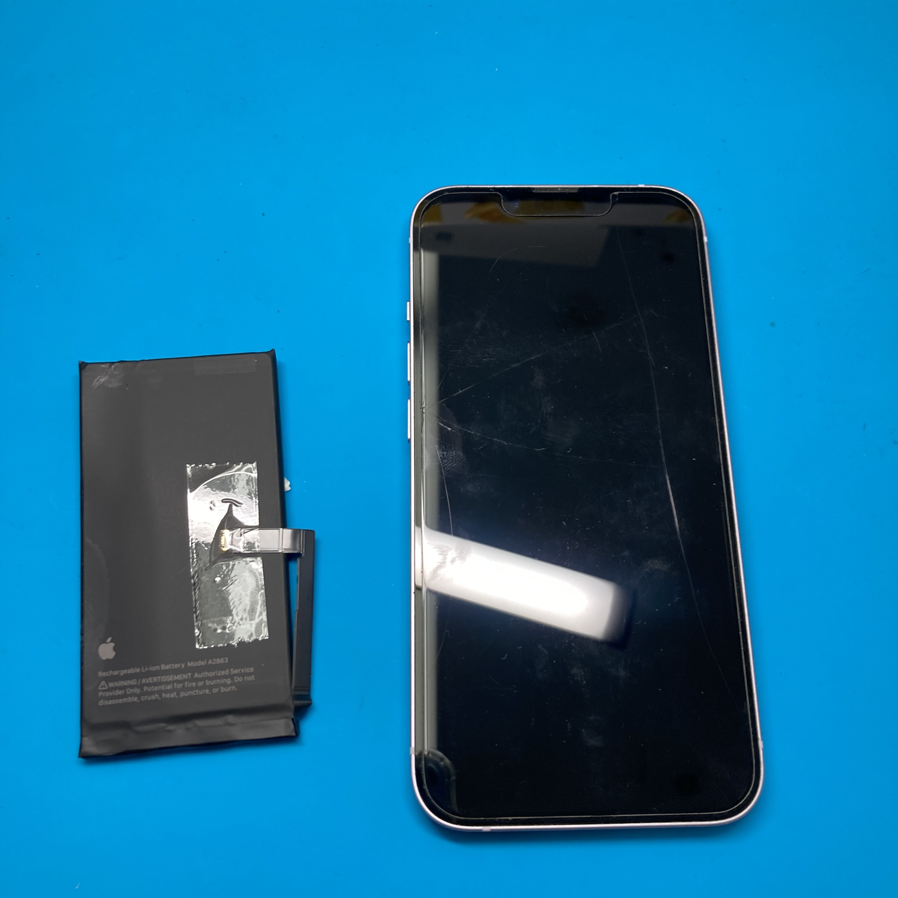 土浦店：iPhone 14 バッテリー交換を8,580円で実施！電池の減りも即日30分でスピード解決！