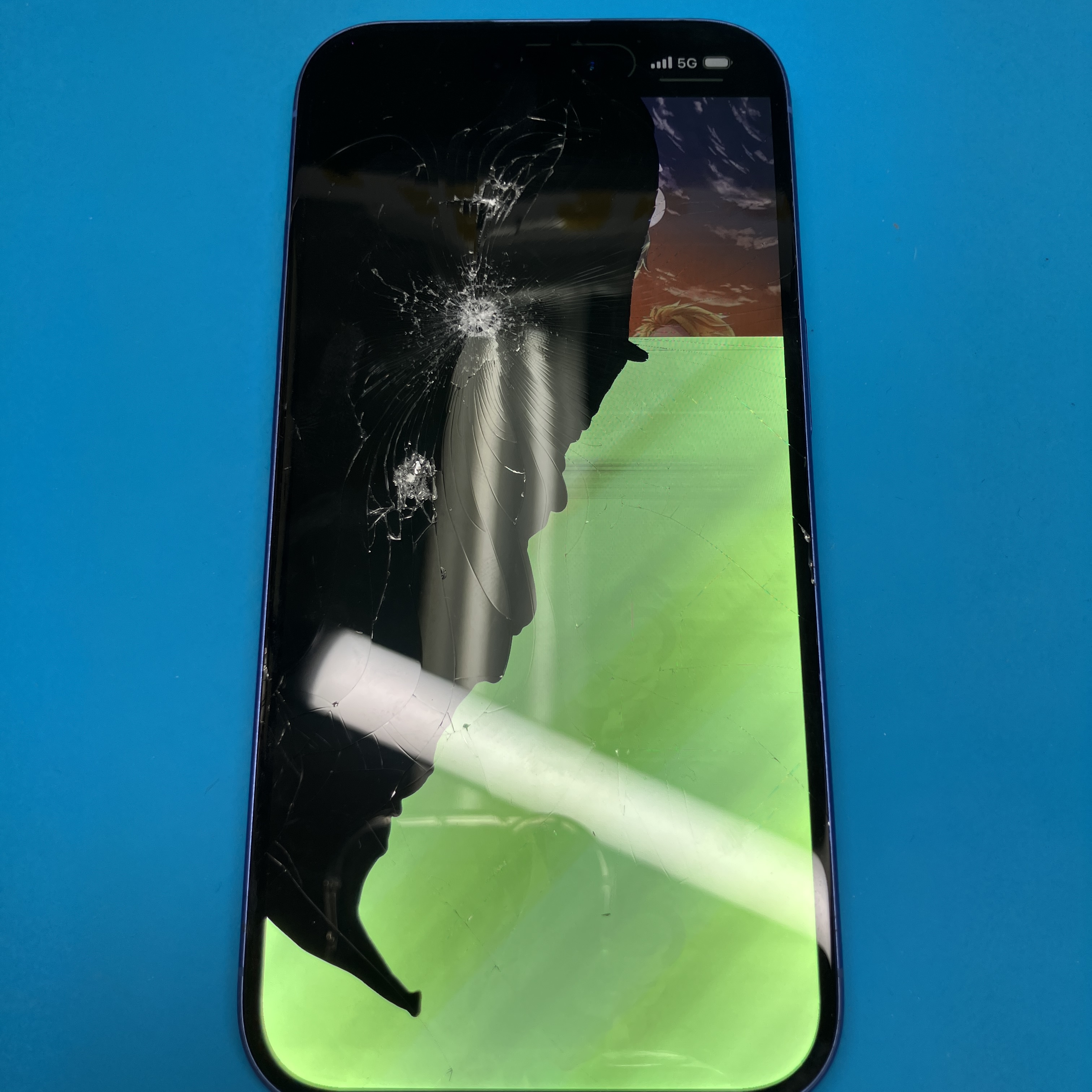 土浦店 iPhone16の画面修理を21,780円で即日対応いたしました！