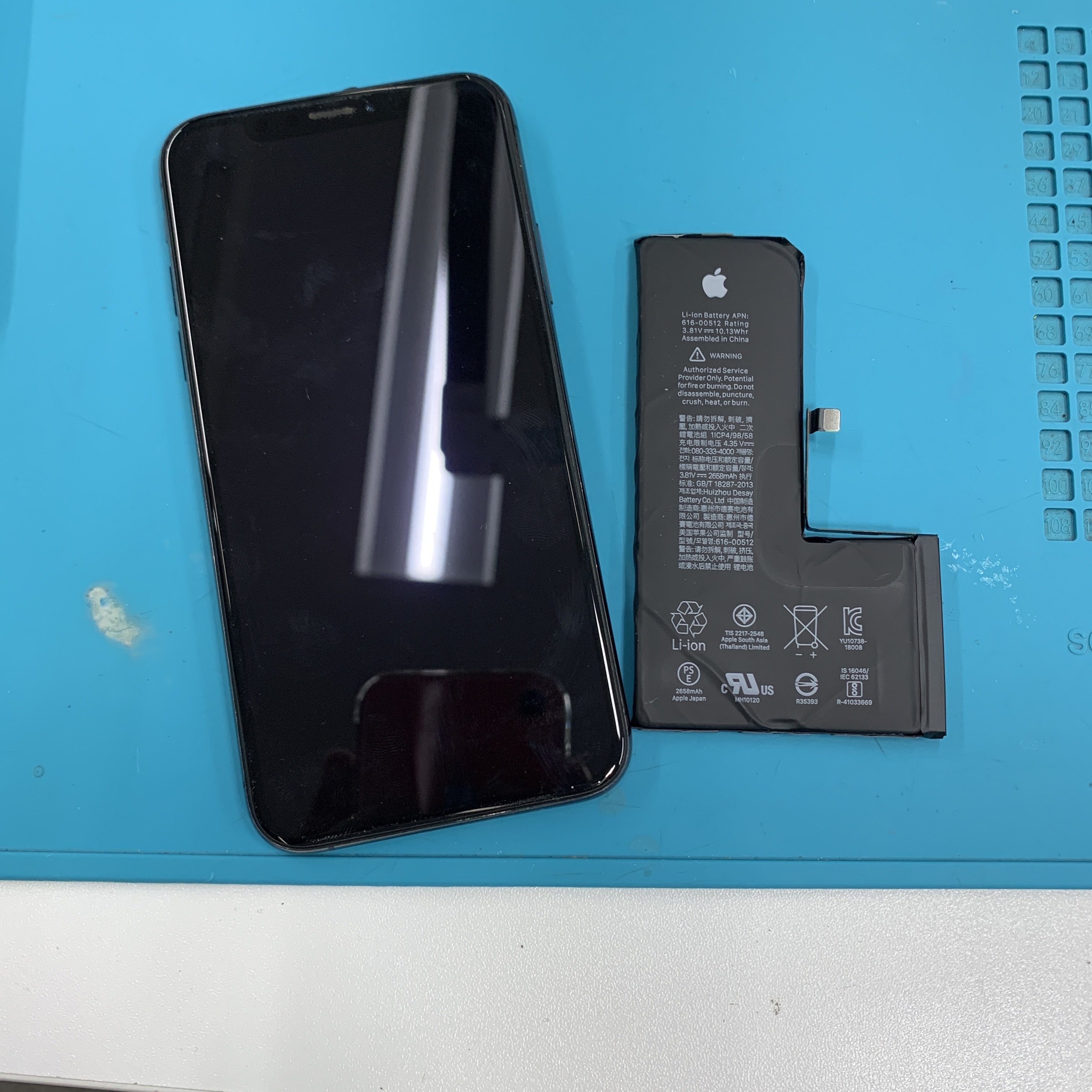 成東店：iPhone Xsのバッテリー交換を5,280円で実施しました！