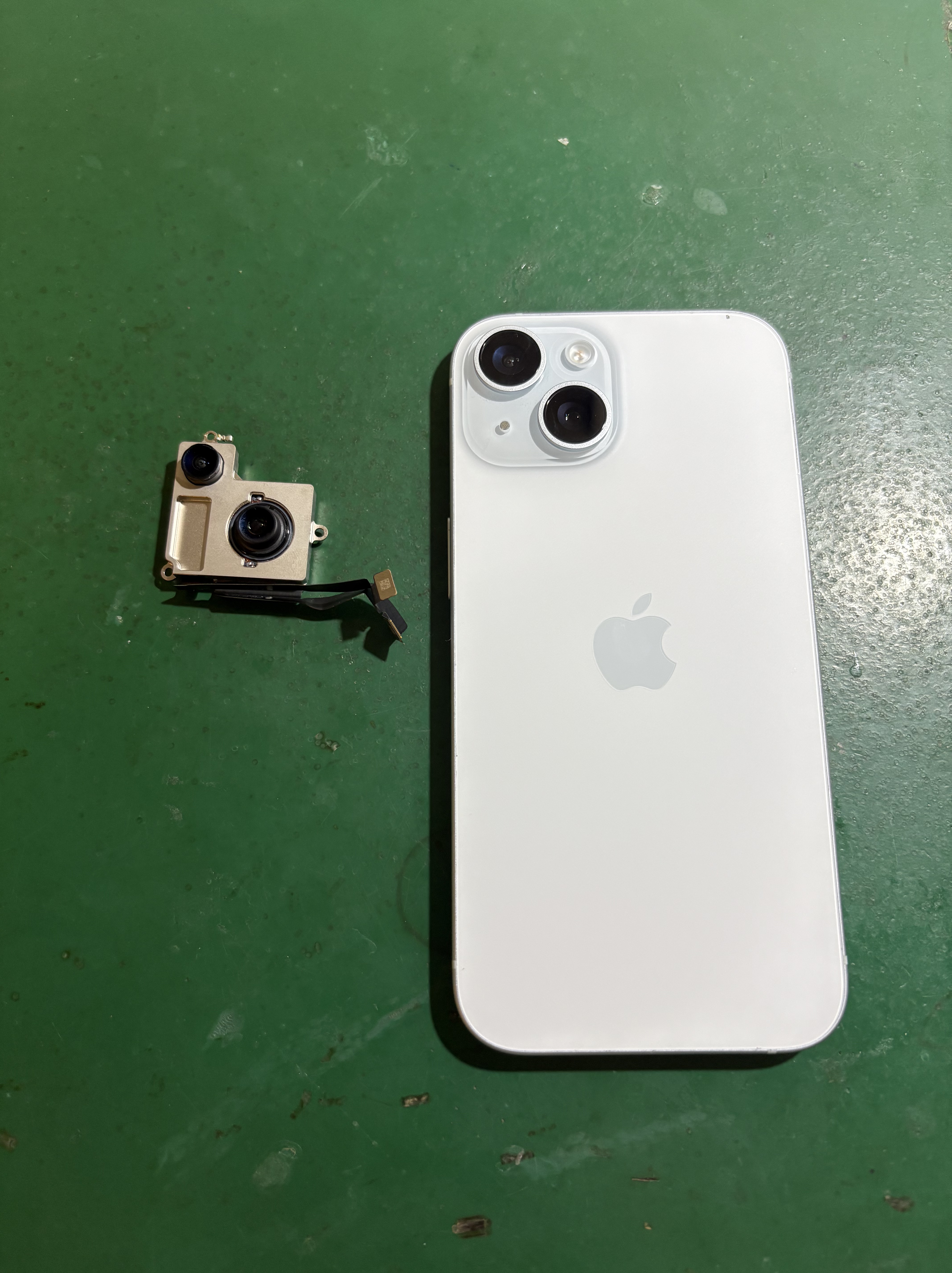 静岡店：iPhone15のアウトカメラを交換修理いたしました！