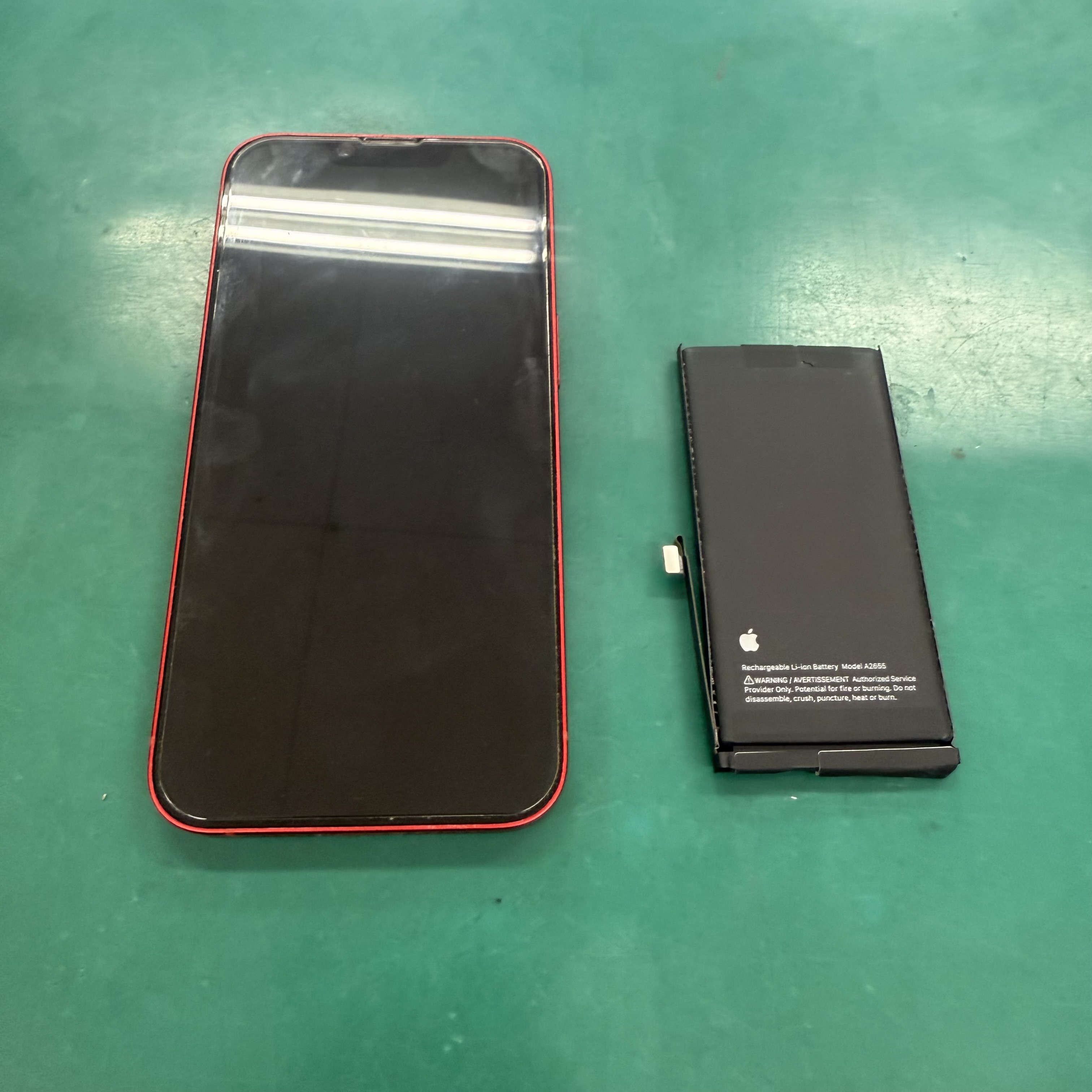 蓮田店：iPhone 13 バッテリー交換 7,480円！即日対応・データそのまま修理