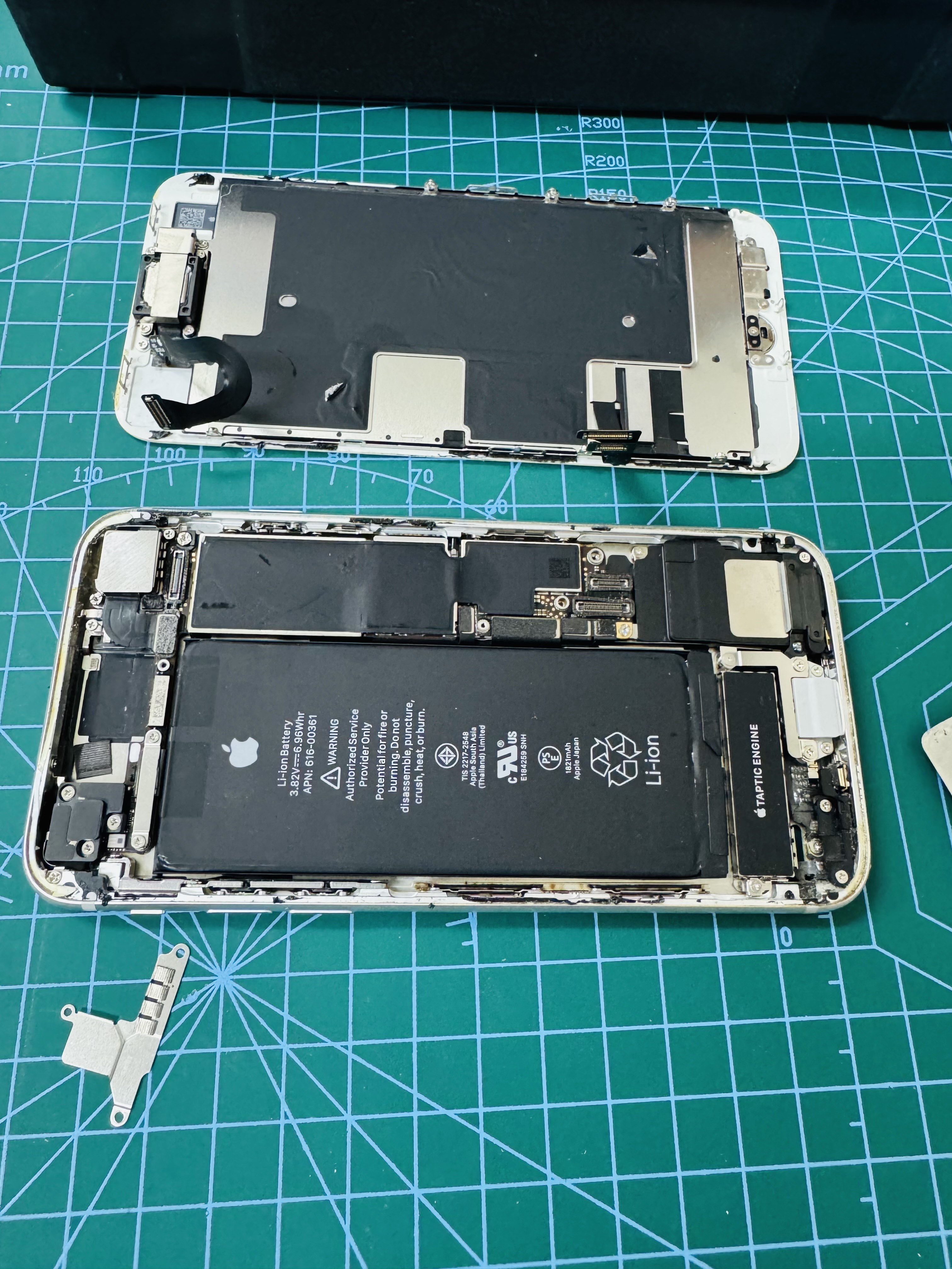 所沢店：iPhone8 バッテリー交換を4,180円で実施しました！