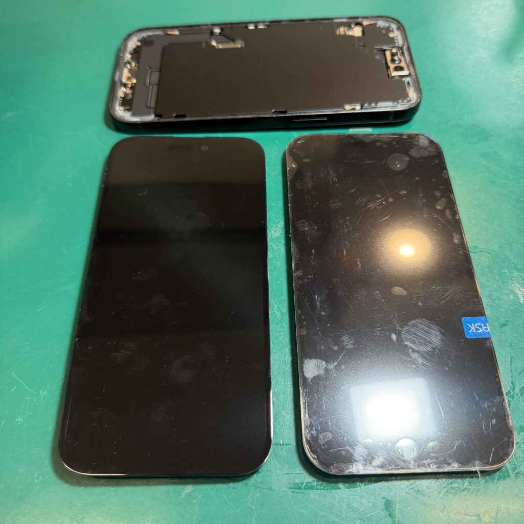 iPhone15 液漏れ 画面交換 修理